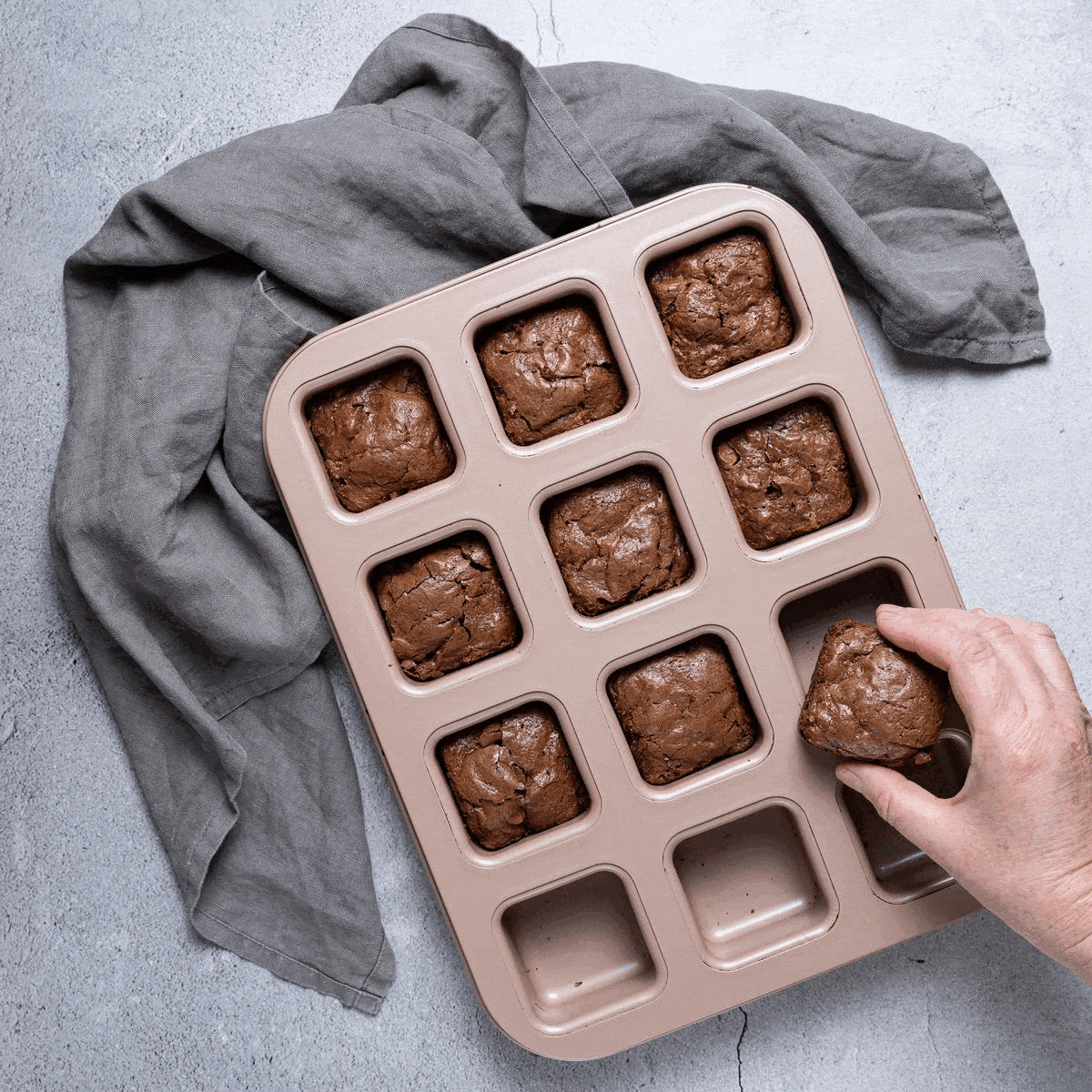 Thermomix-New-Zealand TheMix Shop Rose Gold Brownie Pan Bakeware