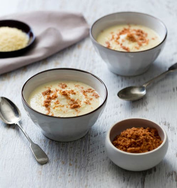 Cauliflower soup with bacon dust