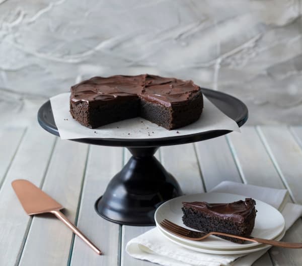 Chocolate halva cake