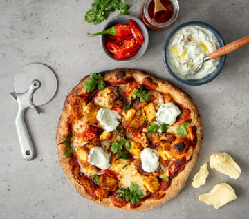 Tandoori chicken pizza