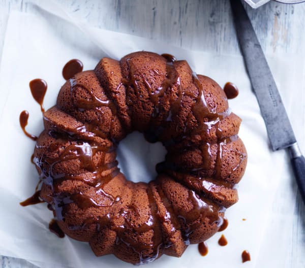 Apple ginger cake with salted caramel sauce