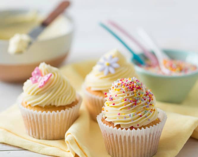 Basic vanilla cupcakes