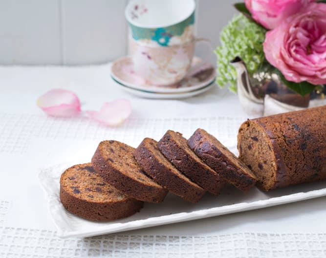 Date and nut loaf