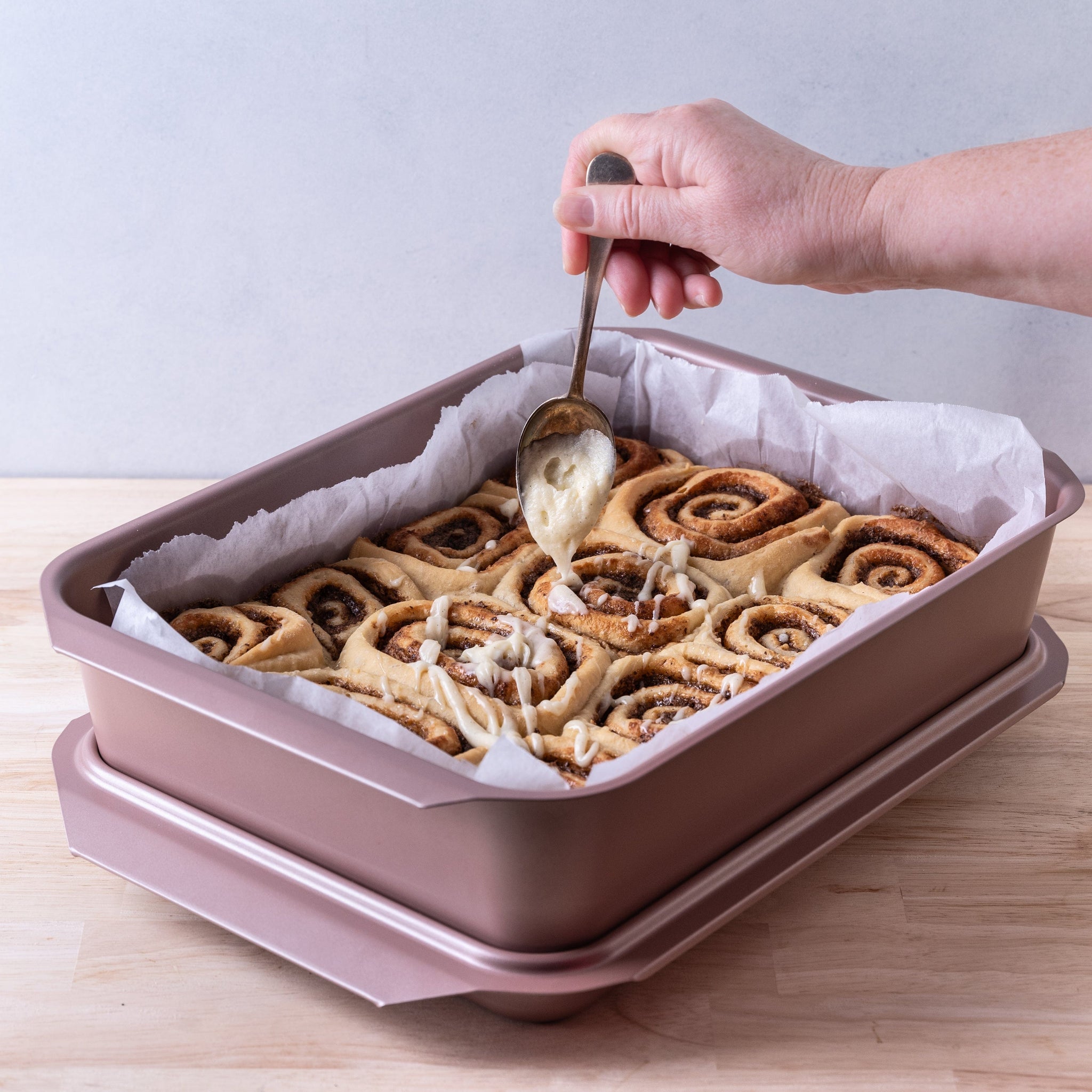 Thermomix-New-Zealand Thermomix NZ Rose Gold Roasting Tray with Lid