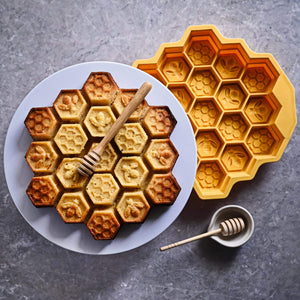 Thermomix-New-Zealand TheMix Shop Honeycomb Mould Preparation